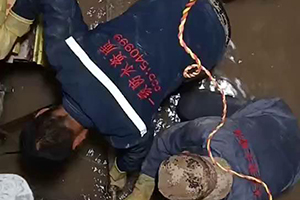 辽源电梯井堵漏施工视频